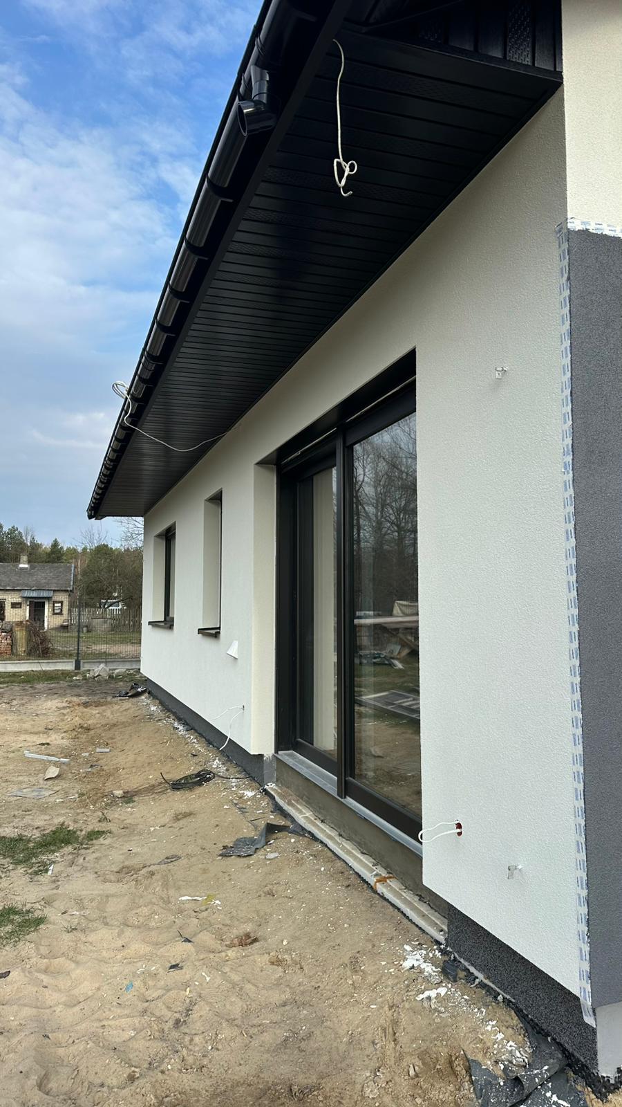 Realizacja DG-BUD - czyszczenie elewacji - zdjęcie 2
